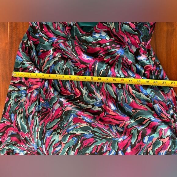 Nicole Miller long lined silky racerback w/pockets  colorful abstract print sz M - Picture 7 of 9